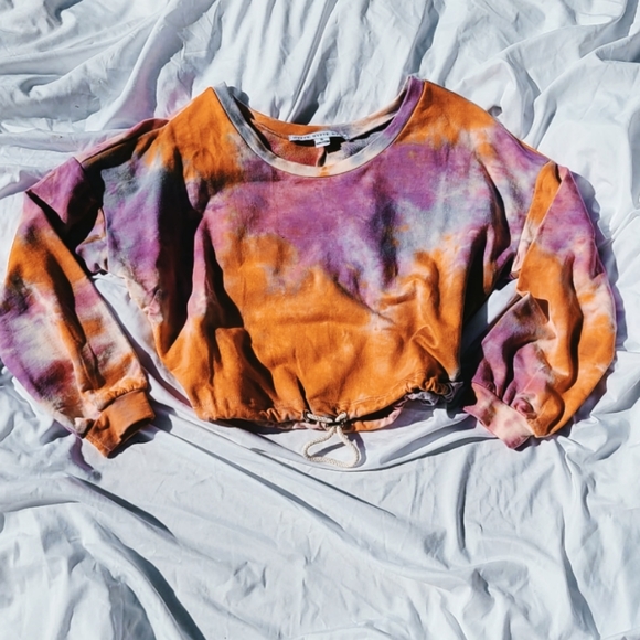 Tops - 🚨LAST CHANCE// orange tie dye